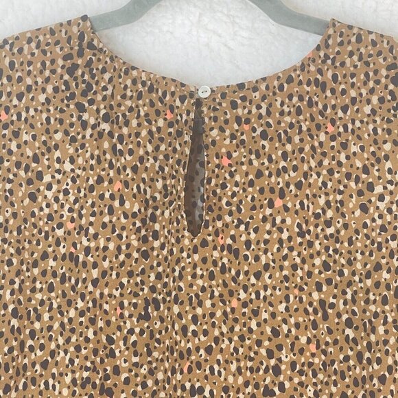 Dolan Brown Animal Print Long Sleeve Round Neck Lightweight Shirt Womens Size L - Picture 13 of 13